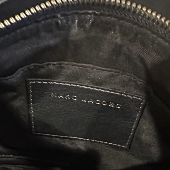 Marc Jacobs Black Crossbody Bag with Silver Details - Picture 5 of 6